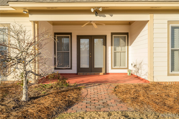 5540 Ash Grove Circle