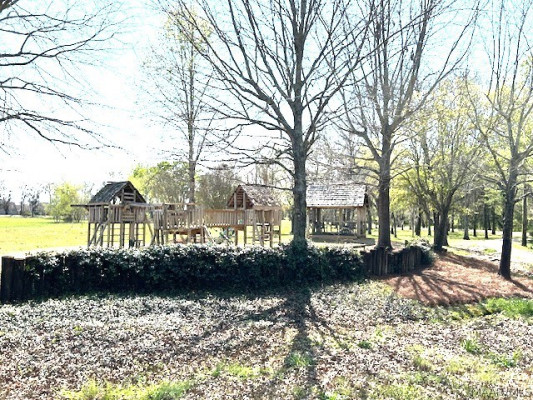 5540 Ash Grove Circle