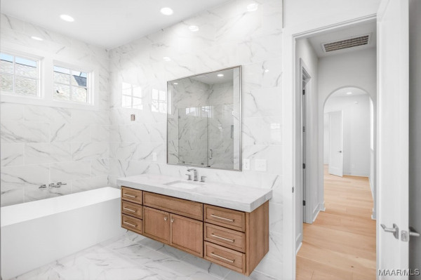 4559 Bloomsbury Street