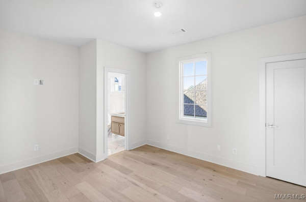 4559 Bloomsbury Street