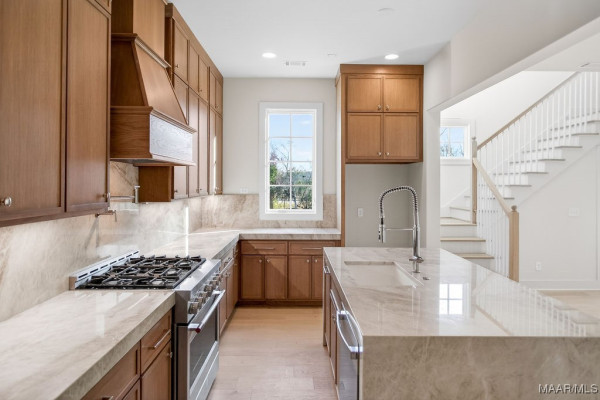 4559 Bloomsbury Street