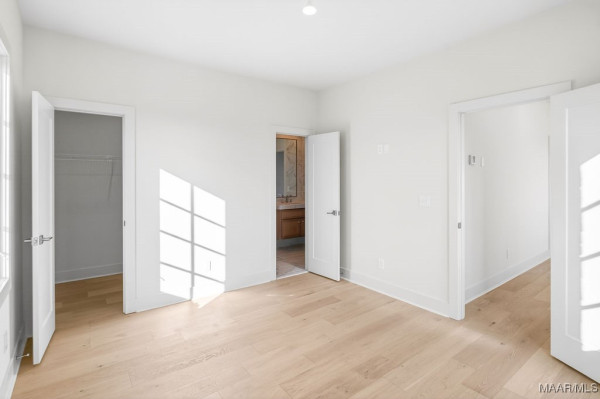 4559 Bloomsbury Street