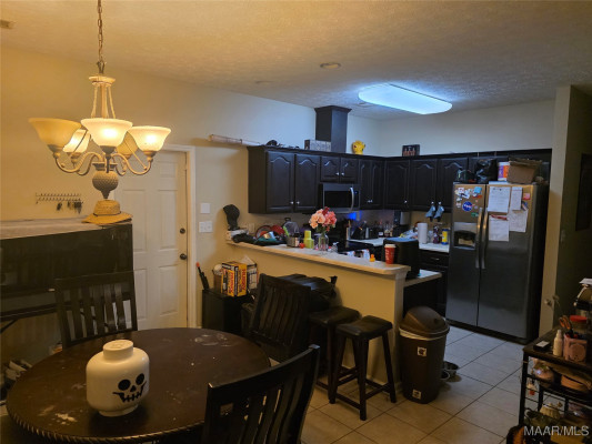 820 Dunvegan Drive