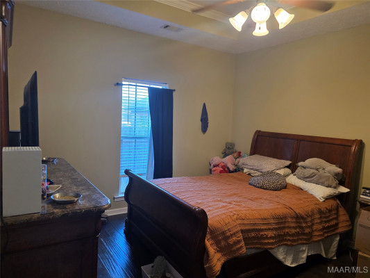 820 Dunvegan Drive
