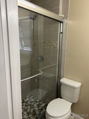 6520 PINEBROOK Drive