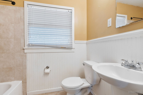 3302 Cottonwood Drive