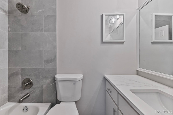 1843 Heatherton Drive