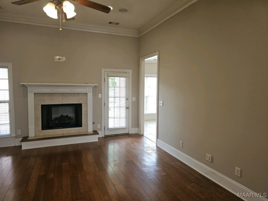 2765 Edinburgh Drive