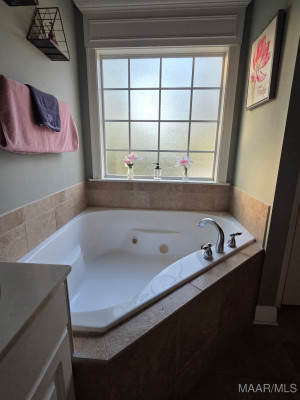 607 Prairieview Drive