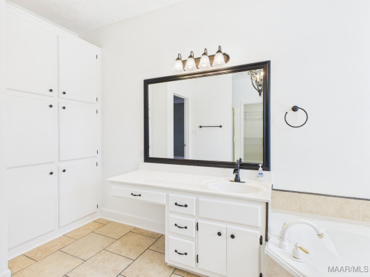 2256 Halcyon Boulevard