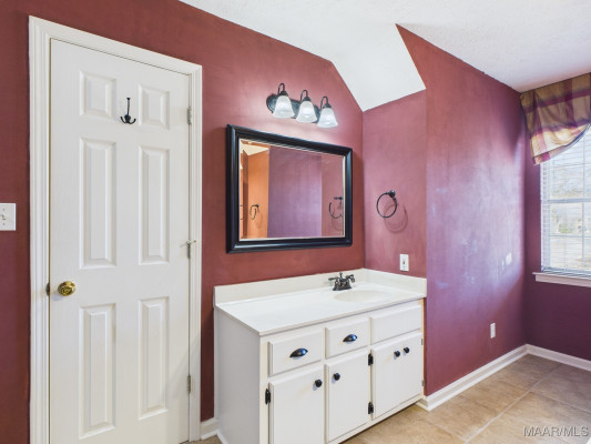 2256 Halcyon Boulevard