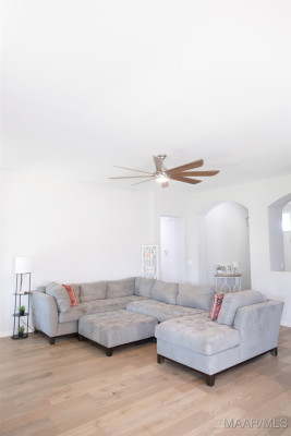 9212 CRESCENT LODGE Circle