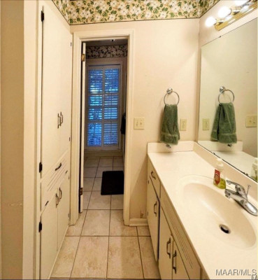 540 Chatsworth Drive