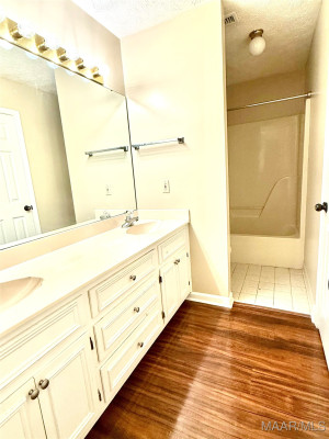 7307 Old Forest Road