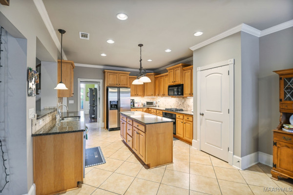 290 Plantation Crossing