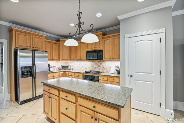 290 Plantation Crossing