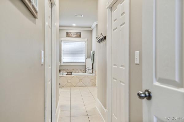 290 Plantation Crossing