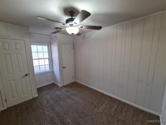 4443 S Slauson Circle