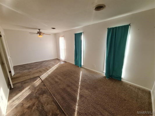 4443 S Slauson Circle