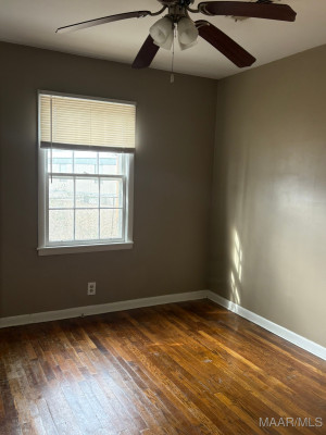 1212 Highway 14 Highway W