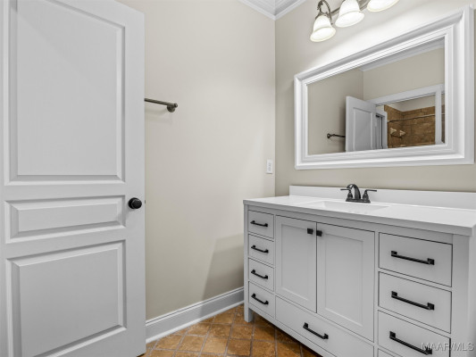 3900 TURNING LEAF Loop