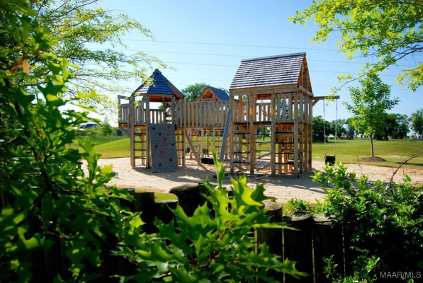 3900 TURNING LEAF Loop