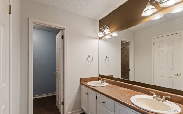 6225 Whitewater Court