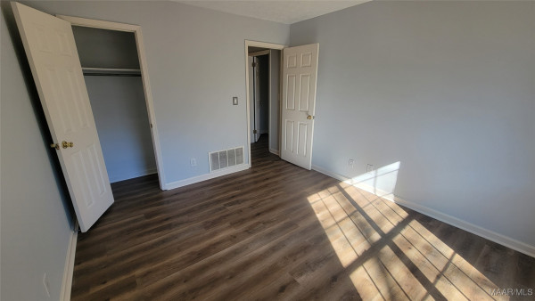 6225 Whitewater Court