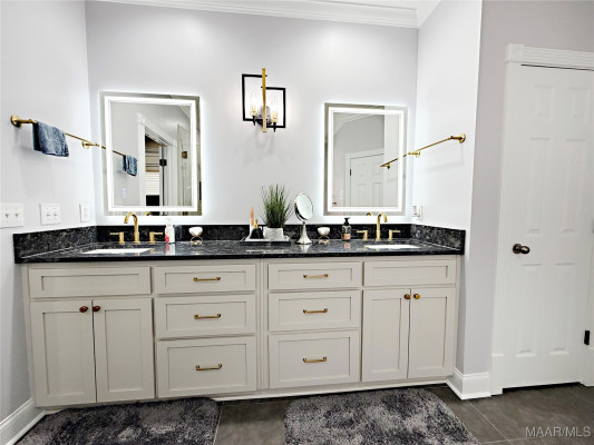 165 Mountain Laurel Road