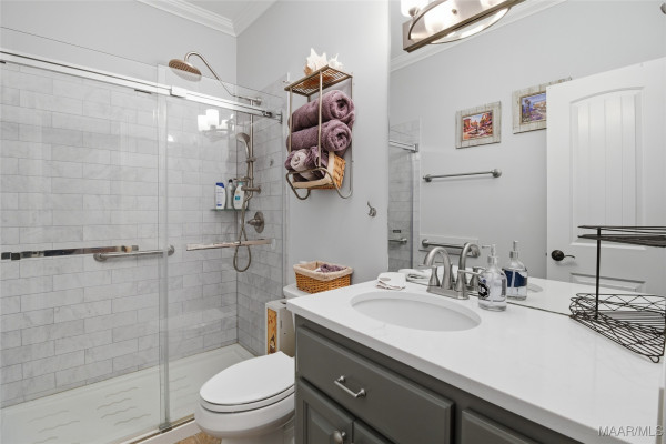 3424 Oak Grove Circle