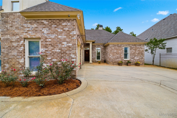 3424 Oak Grove Circle