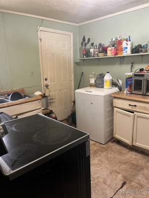 649 Clarke Street NW