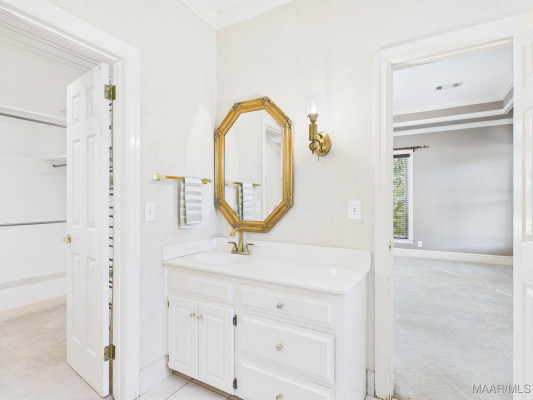 9858 Wynchase Circle