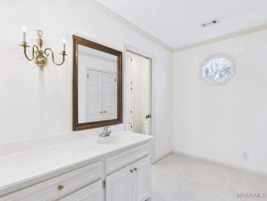 9858 Wynchase Circle