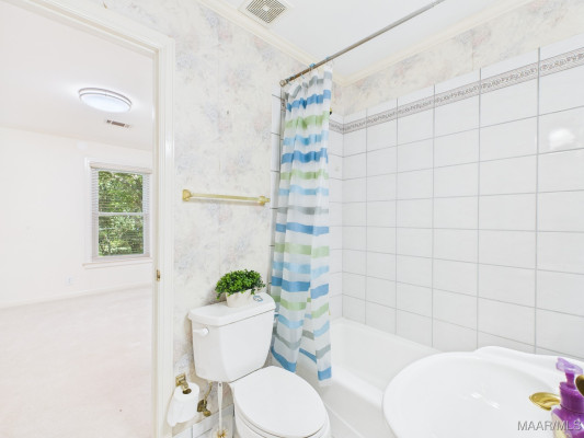 9858 Wynchase Circle