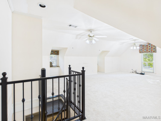 9858 Wynchase Circle