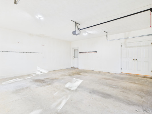 9858 Wynchase Circle