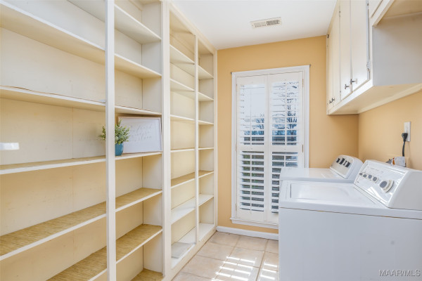 2055 Ray Thorington Road