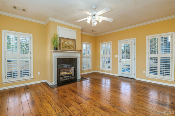 2055 Ray Thorington Road