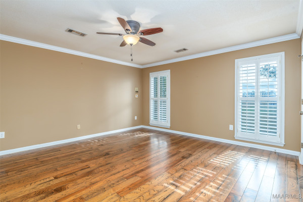 2055 Ray Thorington Road