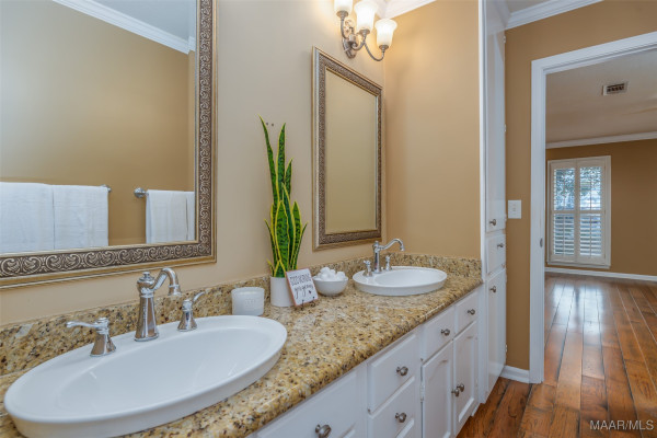 2055 Ray Thorington Road