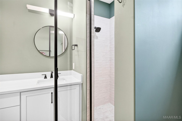 8220 Marylebone High Street