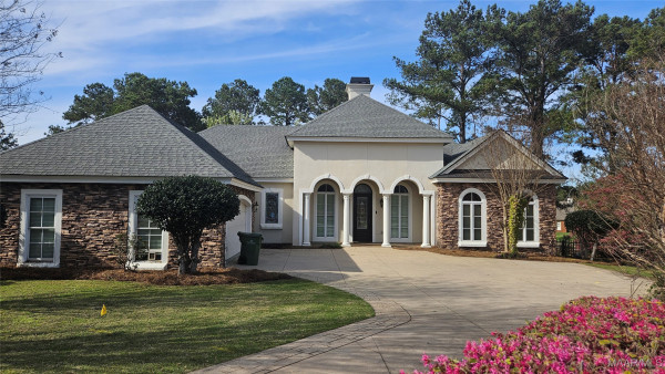 9105 Castle Pines Circle