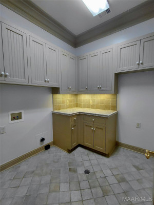 9105 Castle Pines Circle