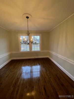 3418 Wellington Road