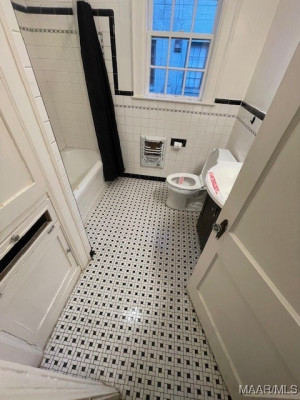 3418 Wellington Road