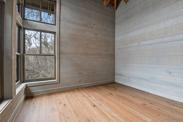 180 GRAYS FERRY Road