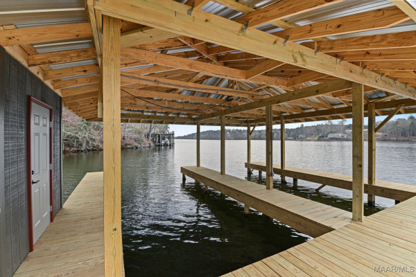 180 GRAYS FERRY Road