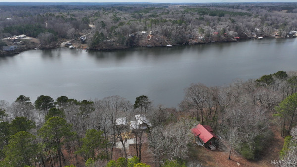 180 GRAYS FERRY Road