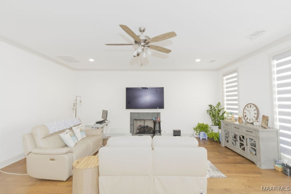 7117 Fain Park Drive